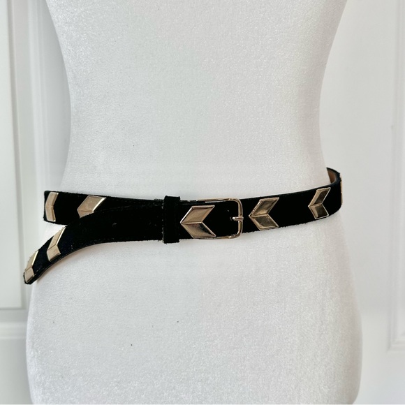 Banana Republic Accessories - Banana Republic Black Suede Gold Tone Arrow Chevron Belt Small Italian Leather